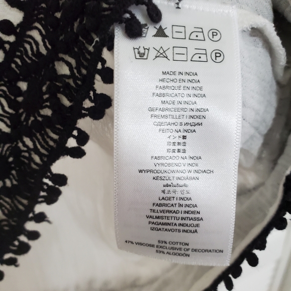 Michael Kors Embroidered Gauze V-neck Tunic with Crochet Trim, Size Small - Picture 7 of 8